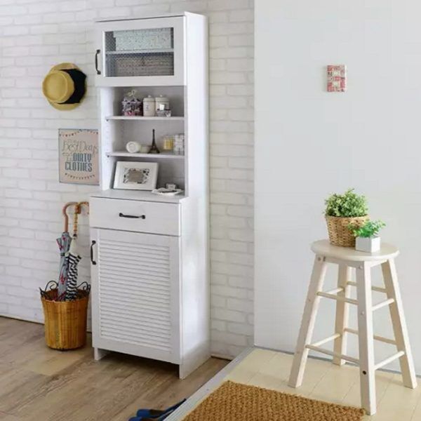 Horizontal Shelf Unit for Hallway
